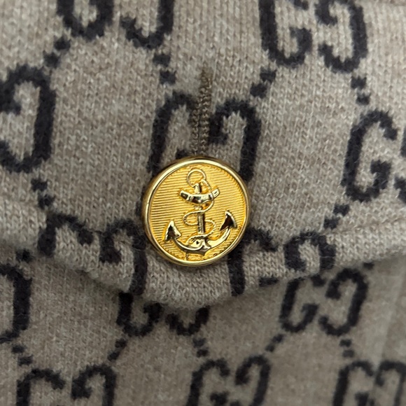 Gucci Tan Monogrammed Cape with Gold Buttons - Picture 3 of 10